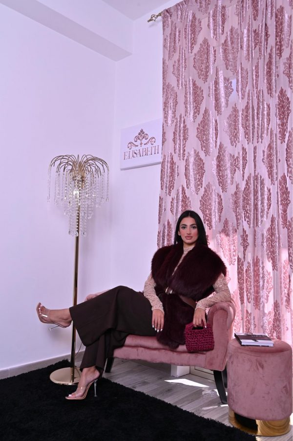 Avvolgente, intenso e ultra chic: il must-have che accende l’inverno.