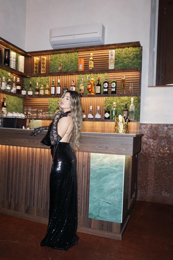 Abito Lungo Nero in Paillettes